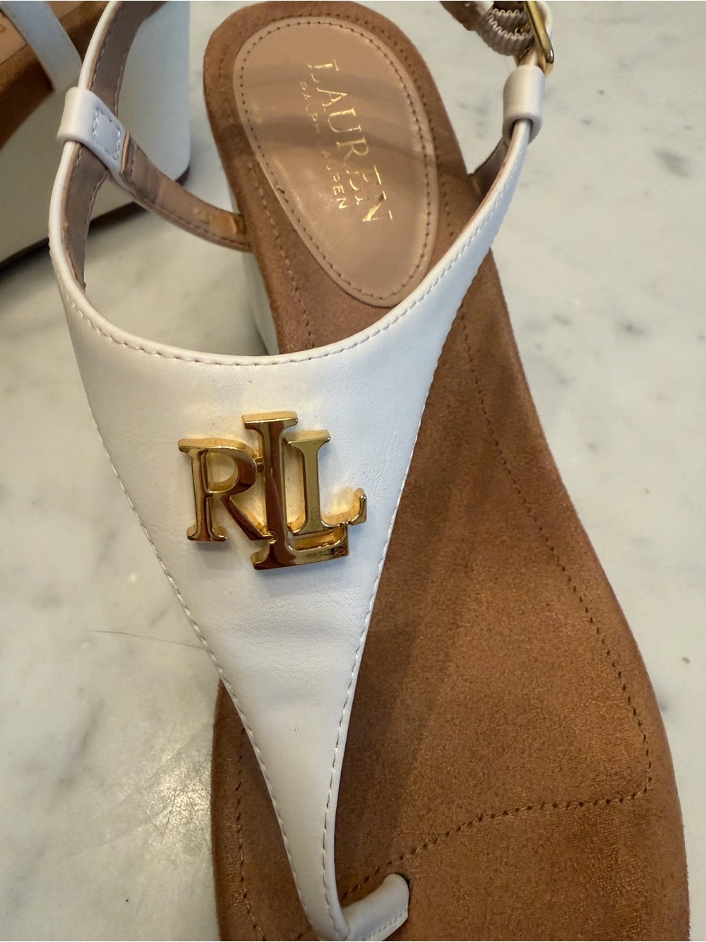 Ralph Lauren NEW Jeannie White Wedge Sandals T-Strap Thong Logo Sz 8.5 Resort - Picture 3 of 12